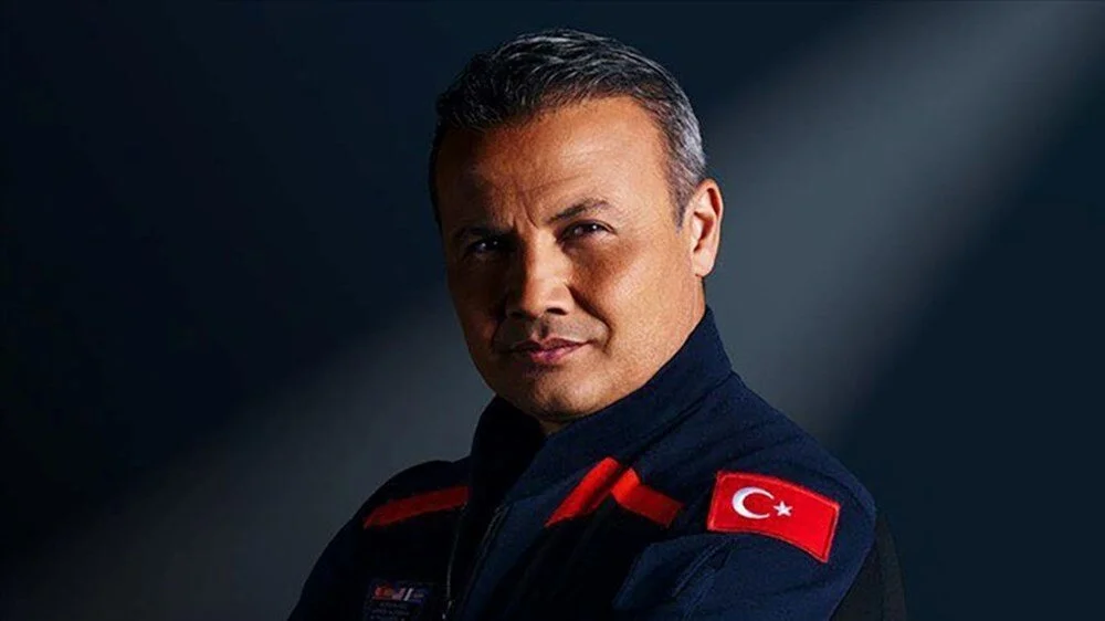 alper gezeravcı